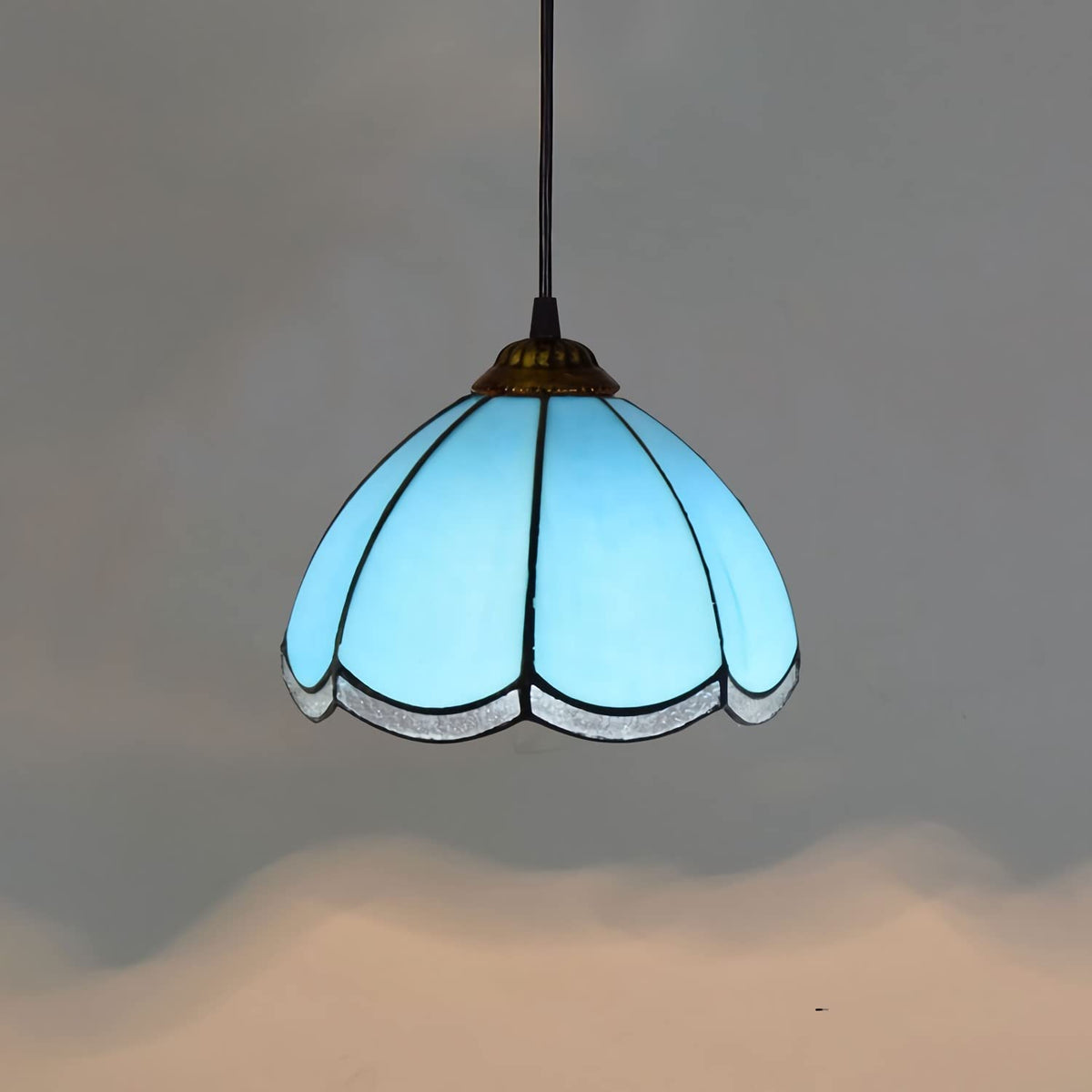 Antique Tiffany Style Stained Glass Pendant Light Blue Small Size Art Pendant Lamp