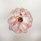 Foliage Ombre rosa-weißer Kronleuchter mit Glasblütenblättern, mehrstufige florale Hängeleuchte im Murano-Stil