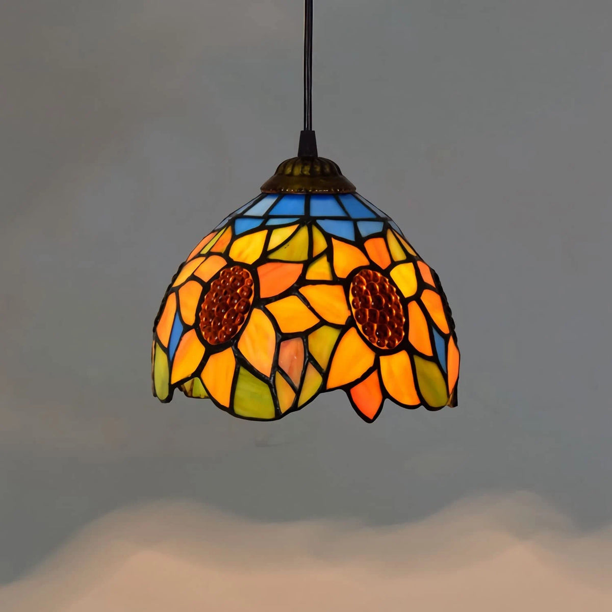 Tiffany Vintage Stained Glass Sunflower Pendant Light Retro Small Floral Hanging Lamp